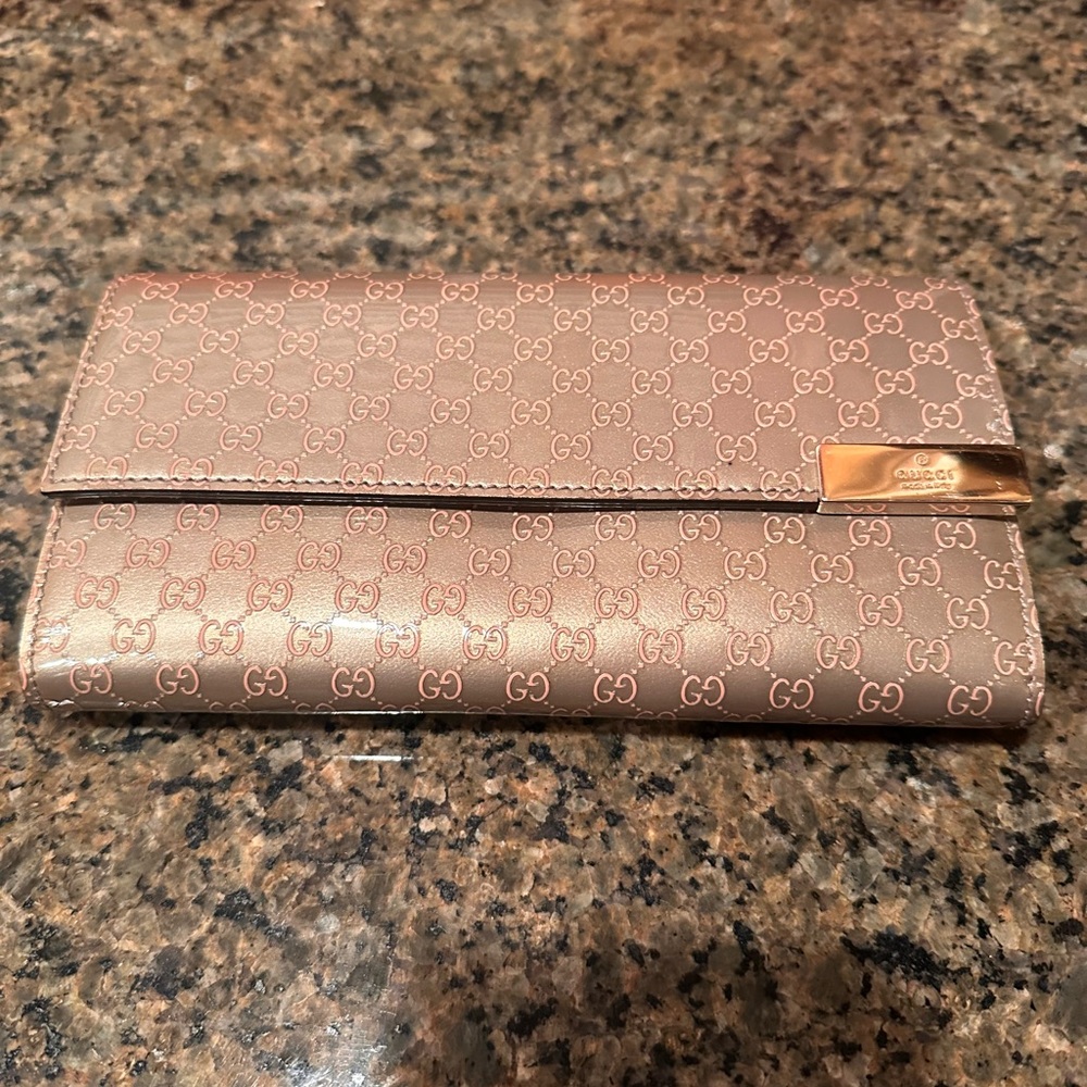 Gucci Wallet with Gold Detail